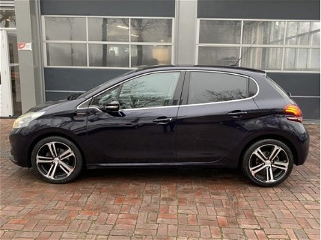 Peugeot 208 - 1.6 BlueHDi GT-line Camera navi clima Leer 17inch Dealer onderhouden 100pk - 1