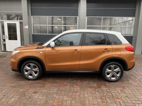 Suzuki Vitara - 1.6 Exclusive Navigatie 17inch Cruise Cv Hoge zit 2015 km 72.000 - 1