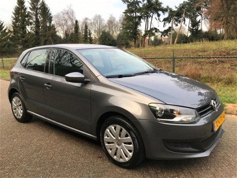 Volkswagen Polo - 1.2-12V 5DEURS/RIJDT SUPER/APK 02-2021/AIRCO - 1