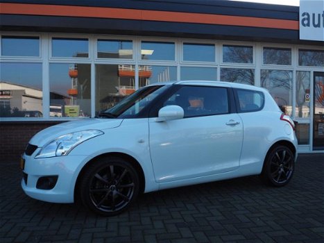 Suzuki Swift - 1.2 Exclusive - 1