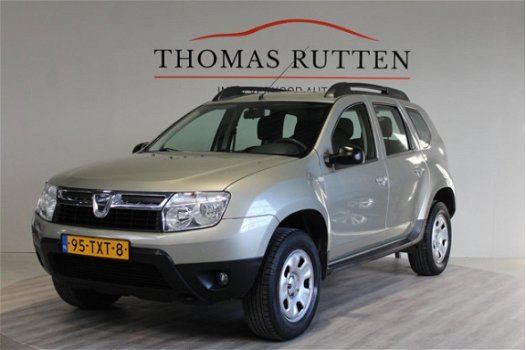 Dacia Duster - 1.6 Lauréate LPG 2wd 2012/ NAP/ Airco/ Trekhaak/ Elek ramen + Spiegels/ Dealeronderho - 1