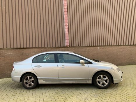 Honda Civic - 1.3 Hybrid Automaat Navi Leer 2009 188.000km - 1