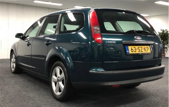 Ford Focus Wagon - 1.6-16V Futura *Airco*CuiseContr*RadioCd*Apk:6-2020 - 1