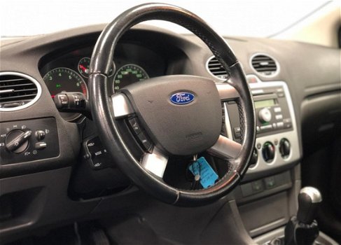 Ford Focus Wagon - 1.6-16V Futura *Airco*CuiseContr*RadioCd*Apk:6-2020 - 1