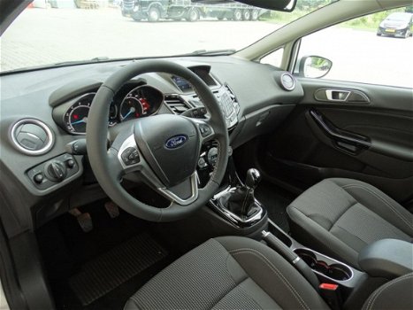 Ford Fiesta - 1.0 TURBO 100PK TITANIUM 5DRS NAVI / SYNC - 1