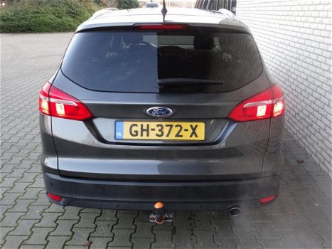 Ford Focus - 1.5 TURBO 150PK TITANIUM WG NAVI / TREKHAAK / PRIVACY GLASS / SYNC - 1