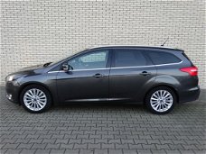 Ford Focus - 1.5 TURBO 150PK TITANIUM WG NAVI / TREKHAAK / PRIVACY GLASS / SYNC