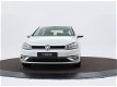 Volkswagen Golf - 1.0 Tsi 110pk Comfortline | Navigatie | Clima | Lederen Bekleding | P-Sensoren | - 1 - Thumbnail