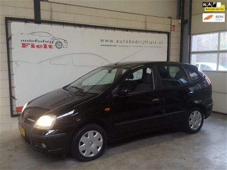 Nissan Almera Tino - 1.8 - 1