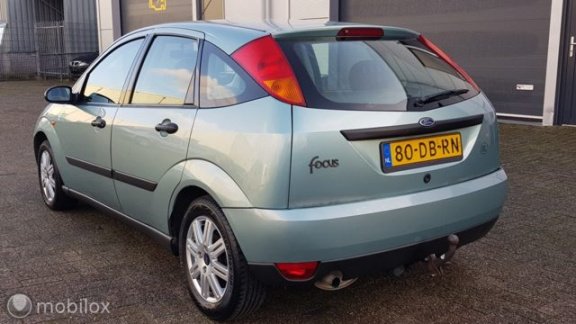 Ford Focus - 1.4-16V 5D # APK 10-2020 / Distri vv / trekhaak / Goede banden - 1