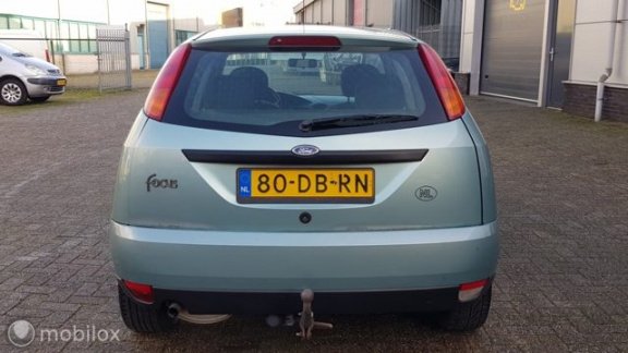 Ford Focus - 1.4-16V 5D # APK 10-2020 / Distri vv / trekhaak / Goede banden - 1