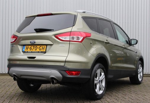 Ford Kuga - 1.5 EcoBoost 150pk Trend Elk. Achterklep, Navigatie, Stoelverwarming - 1