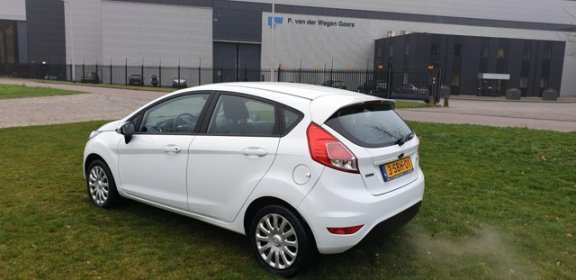 Ford Fiesta - 1.0 Style Super mooi auto dealer onderhouden navi airco cruis control cv op afs - 1