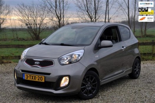 Kia Picanto - 1.0 CVVT World Cup Ed - 1