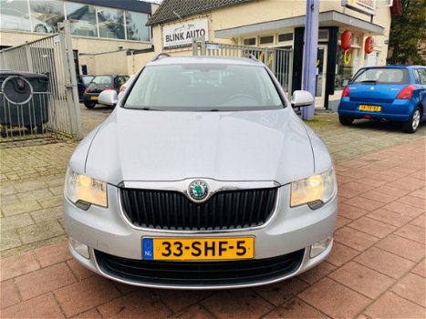 Skoda Superb Combi - 1.6 TDI Greenline Comfort Business Line Clima Apk N.A.P - 1