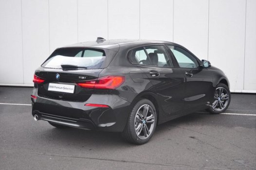 BMW 1-serie - 118i Executive Edition Sport Line Aut. Verwacht: April 2020 - 1