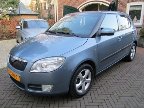 Skoda Fabia - 1.6-16V Sport - 1