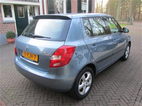 Skoda Fabia - 1.6-16V Sport - 1