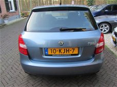 Skoda Fabia - 1.6-16V Sport