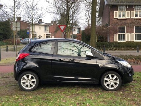 Ford Ka - 1.2 Titanium airco pdc nieuwe apk velgen - 1