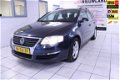 Volkswagen Passat Variant - 2.0 FSI Comfortline - 1 - Thumbnail