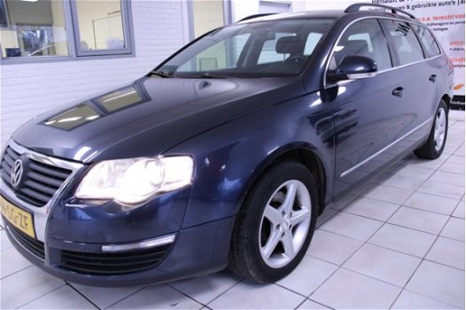 Volkswagen Passat Variant - 2.0 FSI Comfortline - 1