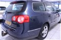 Volkswagen Passat Variant - 2.0 FSI Comfortline - 1 - Thumbnail