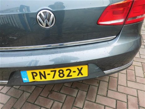 Volkswagen Passat - 2.0 TDI Comfortline BlueMotion - 1