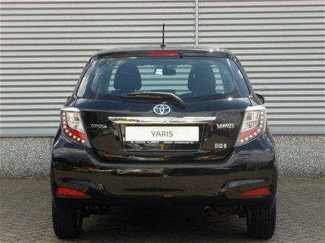 Toyota Yaris - 1.5 Hybrid Aspiration Automaat 5drs Navi Clima - 1