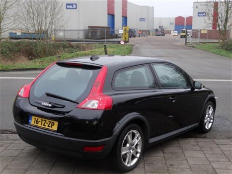 Volvo C30 - 2.0 Summum - LEDEREN BEKL. - CLIMATE CONTROL - MULTI STUUR - STOELVERWARMING - CRUISE CO - 1