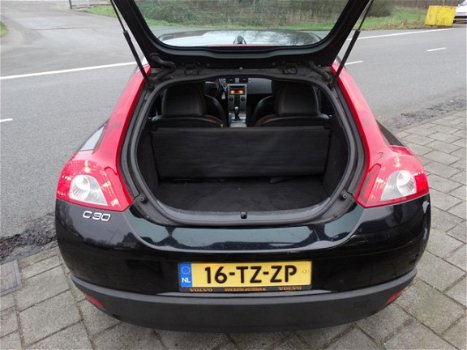 Volvo C30 - 2.0 Summum - LEDEREN BEKL. - CLIMATE CONTROL - MULTI STUUR - STOELVERWARMING - CRUISE CO - 1