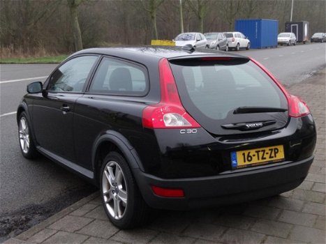 Volvo C30 - 2.0 Summum - LEDEREN BEKL. - CLIMATE CONTROL - MULTI STUUR - STOELVERWARMING - CRUISE CO - 1