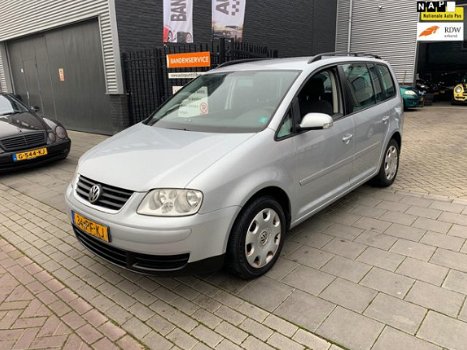 Volkswagen Touran - 2.0 TDI Trendline 1e Eigenaar DSG Trekhaak Airco NAP APK 1 Jaar - 1