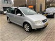 Volkswagen Touran - 2.0 TDI Trendline 1e Eigenaar DSG Trekhaak Airco NAP APK 1 Jaar - 1 - Thumbnail