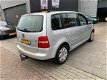 Volkswagen Touran - 2.0 TDI Trendline 1e Eigenaar DSG Trekhaak Airco NAP APK 1 Jaar - 1 - Thumbnail