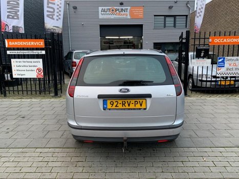 Ford Focus Wagon - 1.6 TDCI Trend Trekhaak Airco NAP APK 1 Jaar - 1