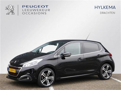 Peugeot 208 - GT-Line 1.2 110pk 5D. EAT6 | Navigatie |Parkeercamera | - 1