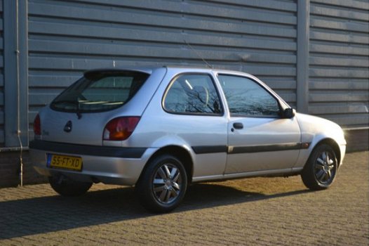 Ford Fiesta - 1.3-8V Century Airco Elek. Ramen Cd Stuurbekrachtiging + Inruil Mogelijk - 1