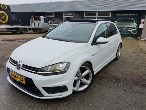 Volkswagen Golf - 7 1.6 TDi 150PK R-Line Pano Verlaagd Bomvolle Auto - 1