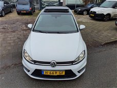 Volkswagen Golf - 7 1.6 TDi 150PK R-Line Pano Verlaagd Bomvolle Auto