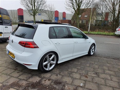 Volkswagen Golf - 7 1.6 TDi 150PK R-Line Pano Verlaagd Bomvolle Auto - 1