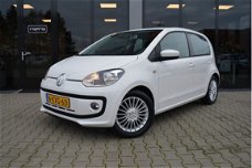 Volkswagen Up! - 1.0 High Up BlueMotion | 1 Ste Eigenaar | Navigatie | 15 Inch |