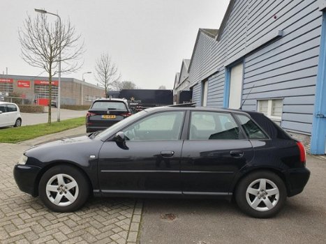 Audi A3 - 1.6 Ambition AIRCO/SCHUIFDAK/PSENSOR/CRUISE/ 2 X SLEUTELS - 1