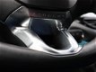 Peugeot 2008 - 1.2 PureTech 82pk Blue Lion| Navigatie| Parkeersensoren| Airco - 1 - Thumbnail