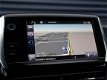 Peugeot 2008 - 1.2 PureTech 82pk Blue Lion| Navigatie| Parkeersensoren| Airco - 1 - Thumbnail