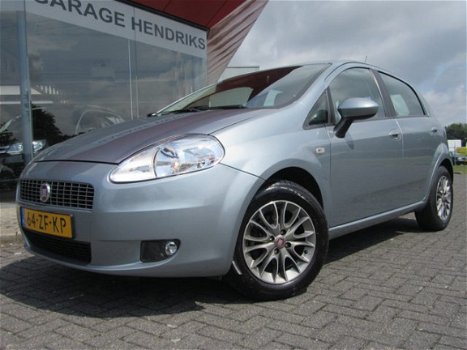 Fiat Grande Punto - 1.2i Dynamic 5 deurs. Airco, cruise (occasion) - 1