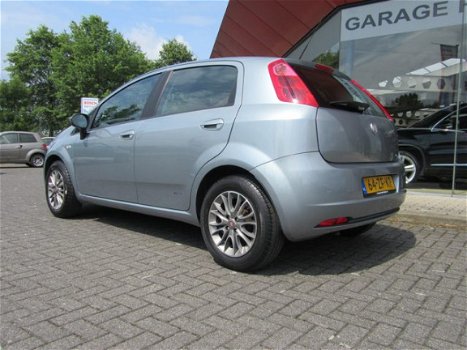 Fiat Grande Punto - 1.2i Dynamic 5 deurs. Airco, cruise (occasion) - 1