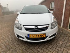 Opel Corsa - 1.2-16V '111' Edition Airco en NAP