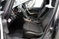 Opel Astra - 1.4 TURBO EDITION 5 DRS AIRCO CRUISE NAVIGATIE TREKHAAK - 1 - Thumbnail