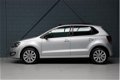 Volkswagen Polo - 1.4-16V Highline Style Sport 5 deurs (PANORAMADAK, STOELVERWARMING, SPORTSTOELEN, - 1 - Thumbnail